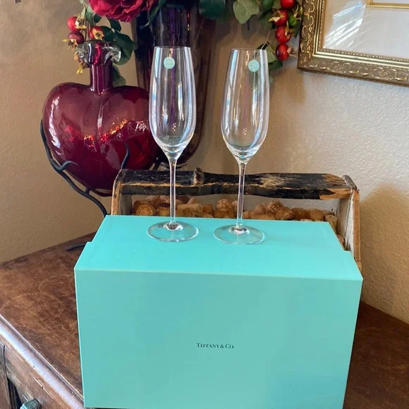 Tiffany & Co Champagne flutes two with box - Picture 1 of 10